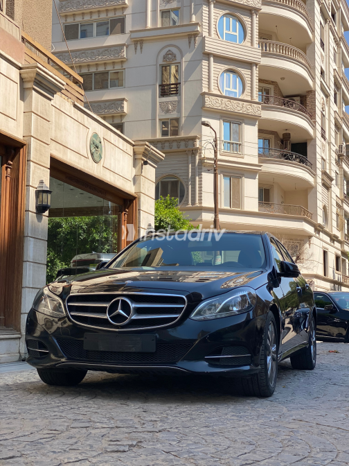 مرسيدس E 200 2016 أسود أوتوماتيك مستعملة للبيع في مصر الجديدة - 10