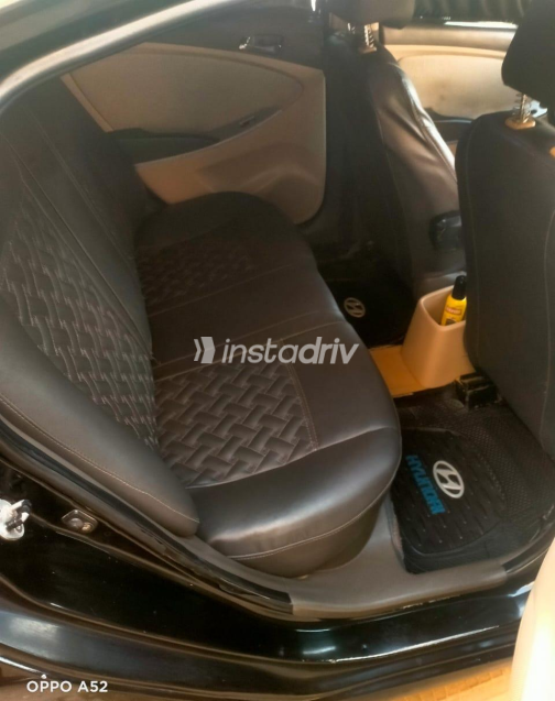هيونداي اكسنت RB 2011 أسود يدوي مستعملة للبيع في قنا - 2