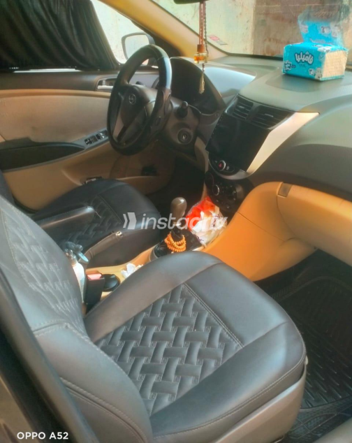 هيونداي اكسنت RB 2011 أسود يدوي مستعملة للبيع في قنا - 3