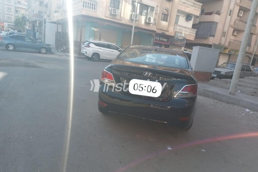 هيونداي اكسنت RB 2011 أسود يدوي مستعملة للبيع في قنا - 4