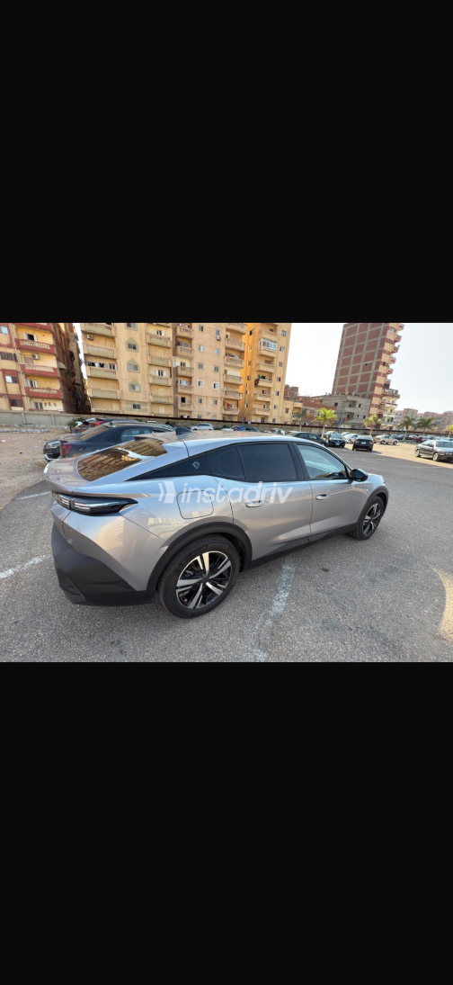 بيجو 408 2025 فضي أوتوماتيك مستعملة للبيع في الإسكندرية - 2