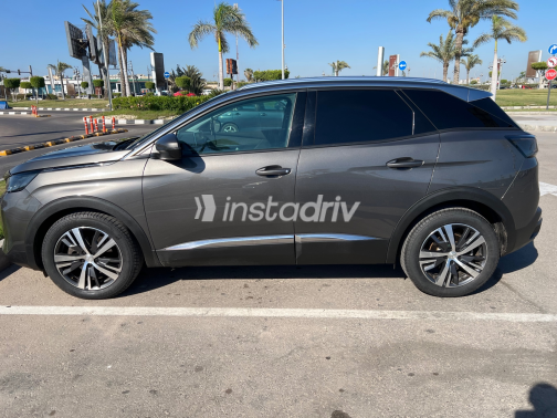 Peugeot 3008 2021 Dark Gray Automatic Used for Sale in Alexandria - 2