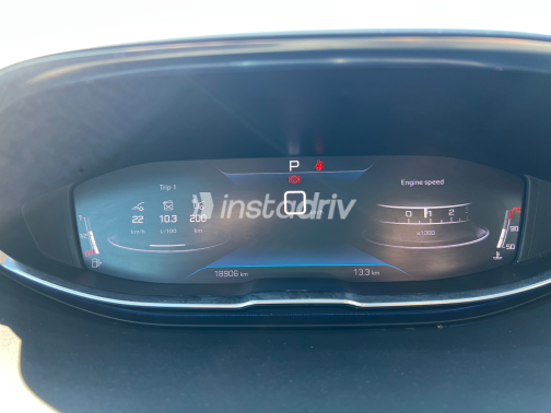 Peugeot 3008 2021 Dark Gray Automatic Used for Sale in Alexandria - 6