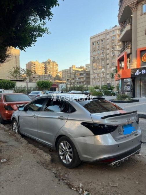 شيرى اريزو 5 2022 أبيض يدوي مستعملة للبيع في القاهرة الكبرى ( القاهرة - الجيزة) - 4