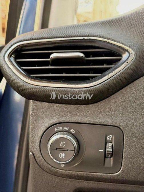 Opel Crossland 2021 Dark Blue Automatic Used for Sale in Greater Cairo ( Cairo + Giza) - 7