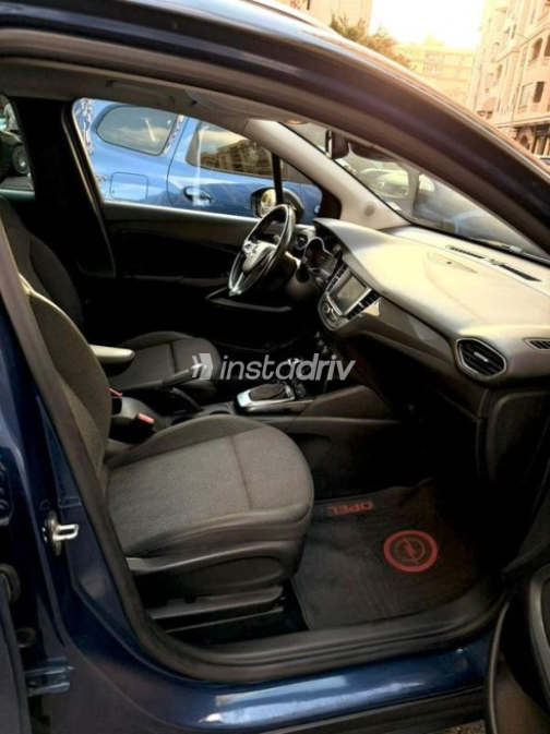 Opel Crossland 2021 Dark Blue Automatic Used for Sale in Greater Cairo ( Cairo + Giza) - 8