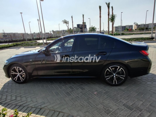 BMW 320 2023 Black Automatic Used for Sale in Cairo - 3