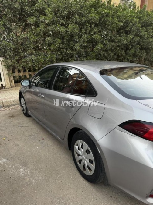تويوتا كورولا 2019 أبيض أوتوماتيك مستعملة للبيع في القاهرة الكبرى ( القاهرة - الجيزة) - 2