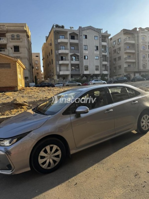 تويوتا كورولا 2019 أبيض أوتوماتيك مستعملة للبيع في القاهرة الكبرى ( القاهرة - الجيزة) - 7