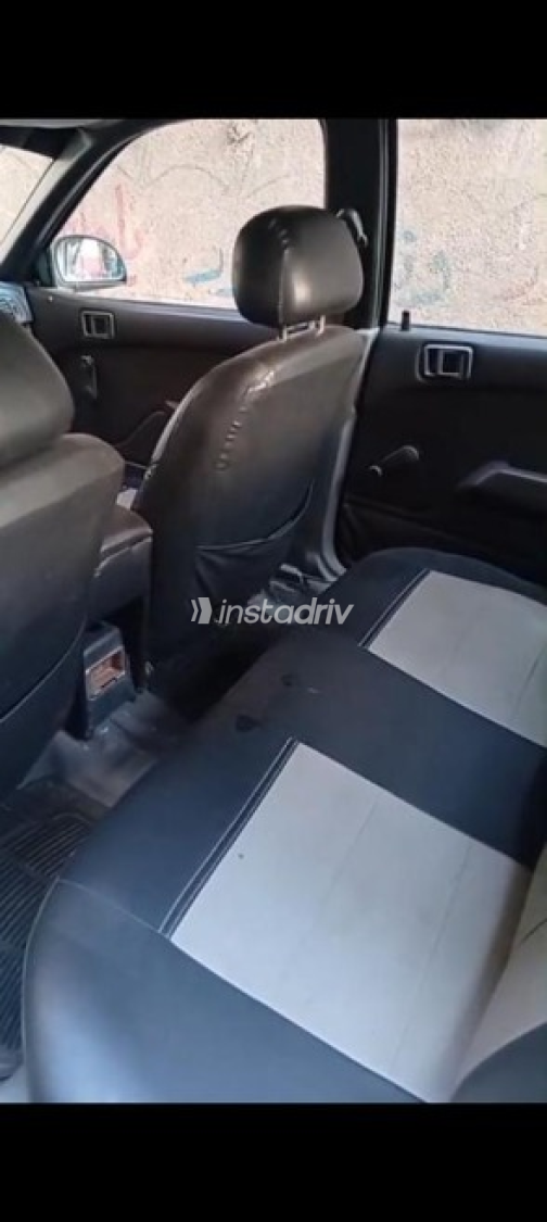 Mitsubishi Lancer 1990 Blue Manual Used for Sale in Nasr city - 6