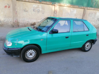 سكودا فيليشيا 1996 أخضر يدوي مستعملة للبيع في القاهرة