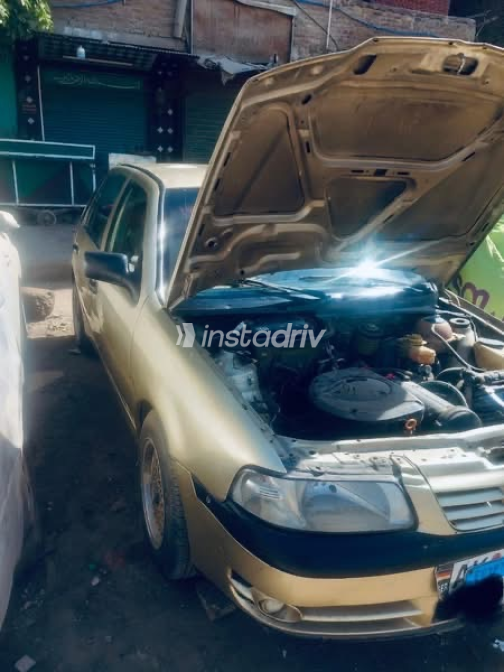 Volkswagen Pointer 2004 Gold Manual Used for Sale in Qalyubia - 6