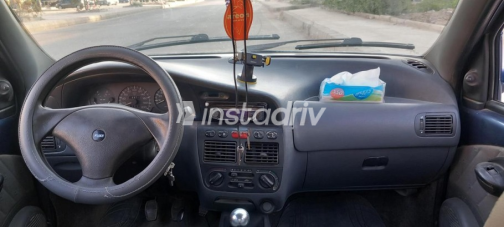 فيات سينا 2002 أزرق غامق يدوي مستعملة للبيع في العاشر من رمضان - 4