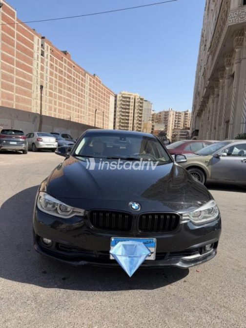 بي ام دبليو 318 2018 أسود أوتوماتيك مستعملة للبيع في الإسكندرية - 2