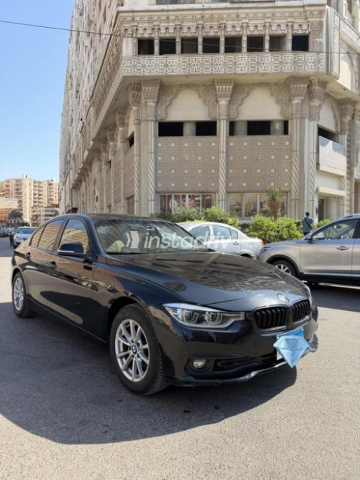 بي ام دبليو 318 2018 أسود أوتوماتيك مستعملة للبيع في الإسكندرية - 3
