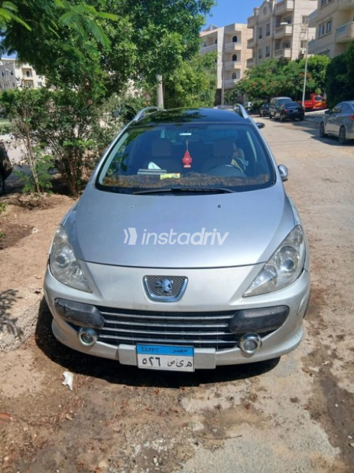بيجو 207 SW 2007 فضي أوتوماتيك مستعملة للبيع في العبور - 6