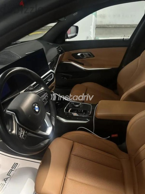 BMW 320 2024 Gray Automatic Used for Sale in Sheikh Zayed City - 6