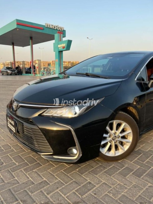 Toyota Corolla 2019 Black Automatic Used for Sale in Nasr city - 5