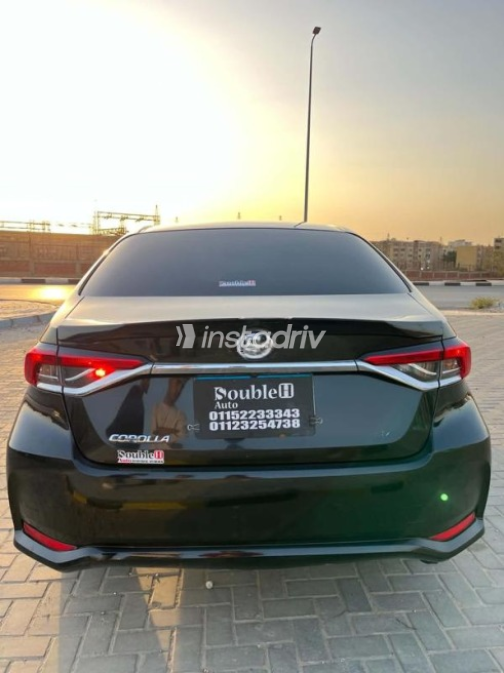 Toyota Corolla 2019 Black Automatic Used for Sale in Nasr city - 8