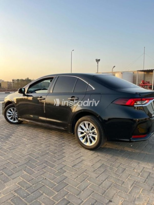 Toyota Corolla 2019 Black Automatic Used for Sale in Nasr city - 9