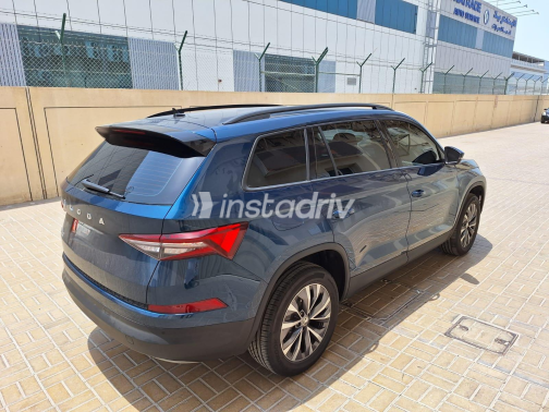 سكودا كودياك 2024 أزرق أوتوماتيك مستعملة للبيع في الجيزة - 4