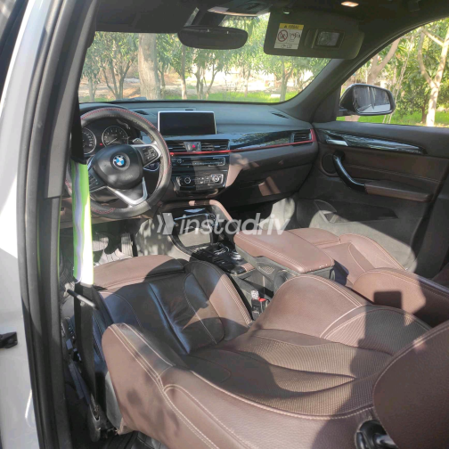 BMW X1 2018 White Automatic Used for Sale in Damietta - 4