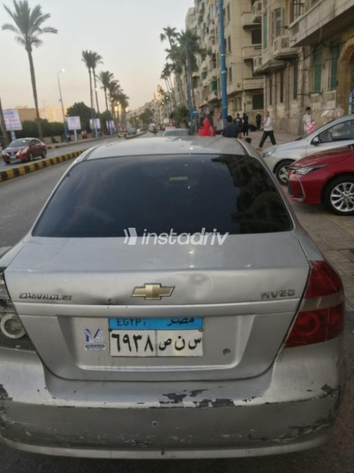 شيفروليه افيو 2015 فضي أوتوماتيك مستعملة للبيع في الإسكندرية - 2