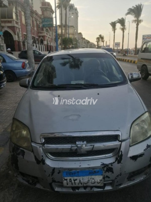 شيفروليه افيو 2015 فضي أوتوماتيك مستعملة للبيع في الإسكندرية - 4