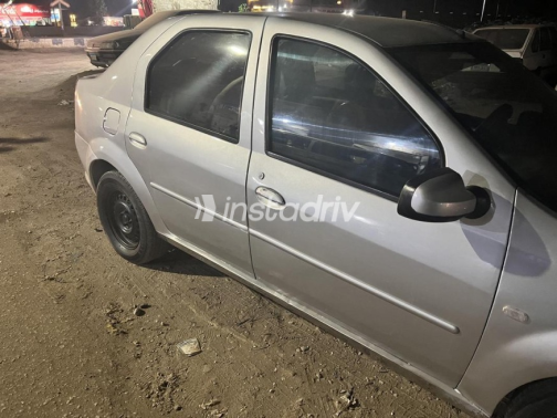 Renault Logan 2013 Silver Automatic Used for Sale in Qalyub - 3