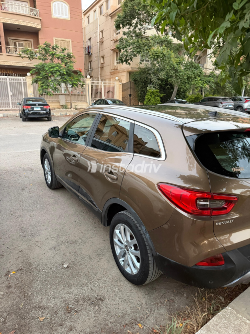 Renault Kadjar 2019 Brown Automatic Used for Sale in Cairo - 2