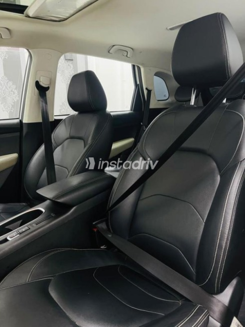 Chevrolet Captiva 2021 White Automatic Used for Sale in Alexandria - 7