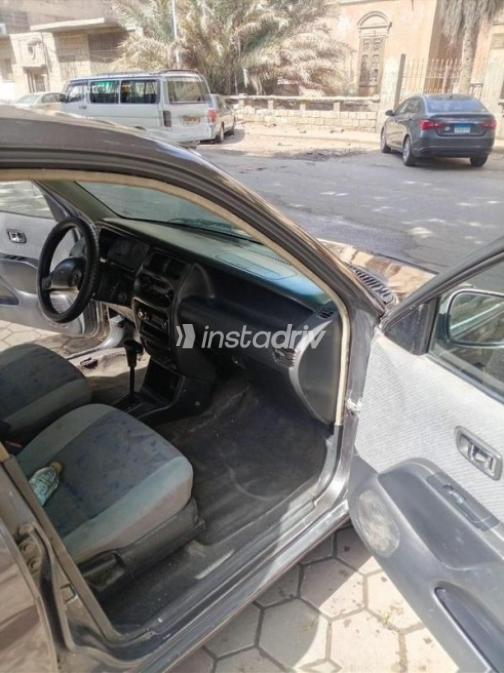 دايهاتسو سيريون 2000 رمادي أوتوماتيك مستعملة للبيع في حلوان - 2