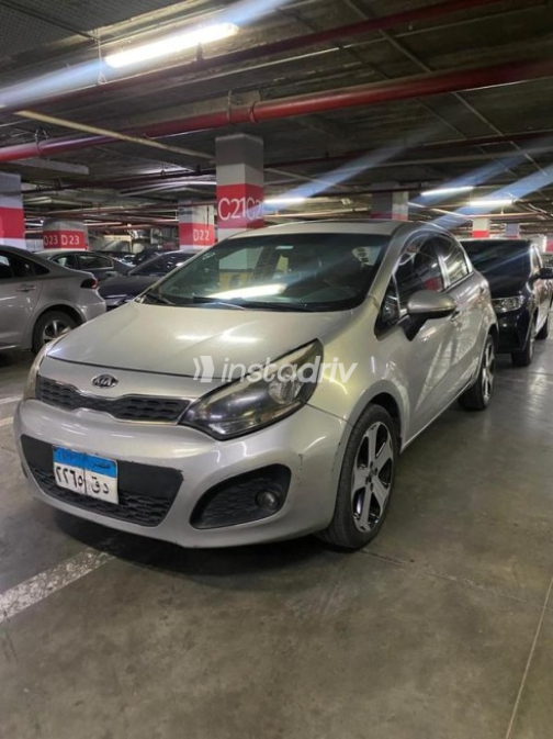 Kia Rio 2014 Gray Automatic Used for Sale in Sheikh Zayed City - 5