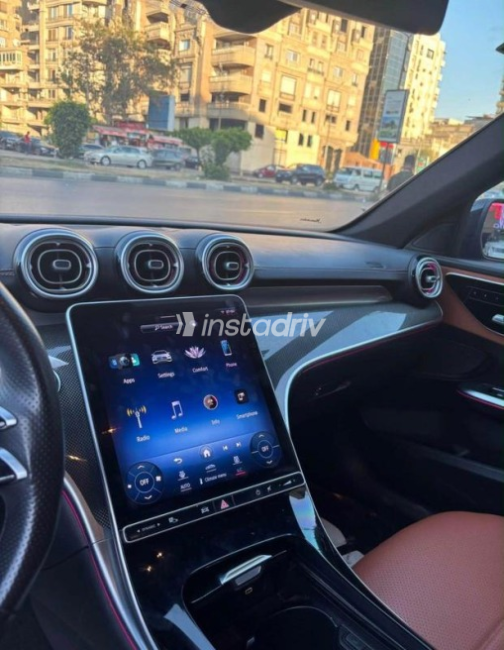 مرسيدس C 180 2023 أسود أوتوماتيك مستعملة للبيع في القاهرة - 8