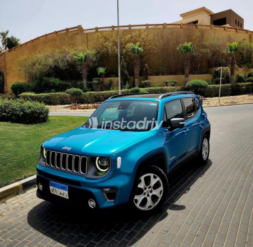 جيب رينيجيد 2020 أزرق غامق أوتوماتيك مستعملة للبيع في مدينة الشيخ زايد - 1