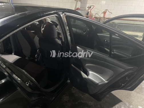 Nissan Sunny 2018 White Automatic Used for Sale in Greater Cairo ( Cairo + Giza) - 6