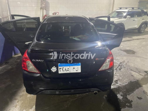 Nissan Sunny 2018 White Automatic Used for Sale in Greater Cairo ( Cairo + Giza) - 8