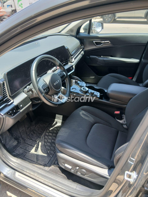 Kia Sportage 2025 Gray Automatic Used for Sale in Sheraton - 4