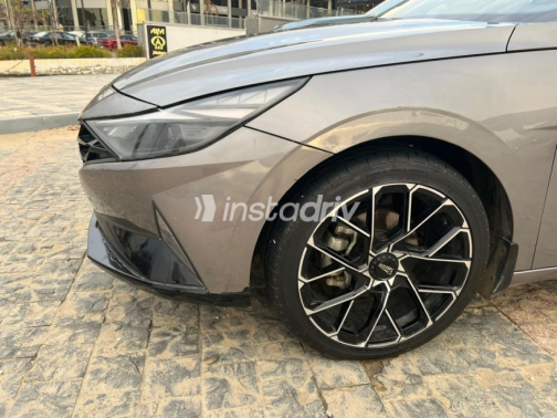 Hyundai Elantra 2022 Gray Automatic Used for Sale in Cairo - 6