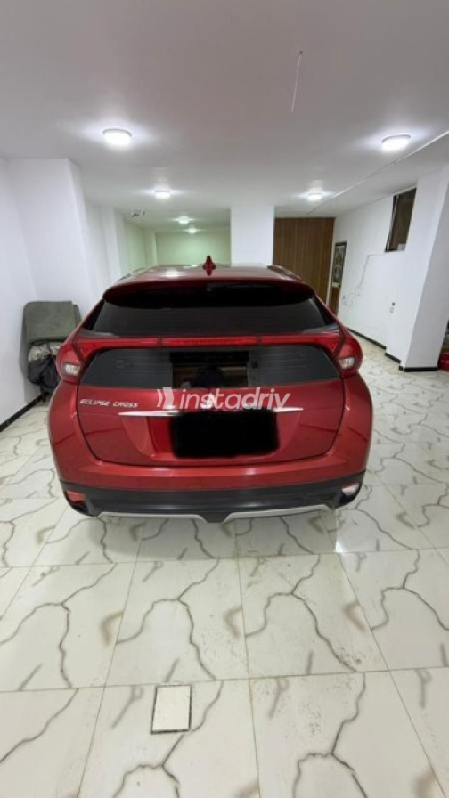 Mitsubishi Eclipse Cross 2018 White Automatic Used for Sale in Greater Cairo ( Cairo + Giza) - 3
