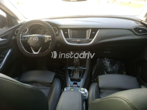 Opel Grandland 2022 White Automatic Used for Sale in Greater Cairo ( Cairo + Giza) - 4