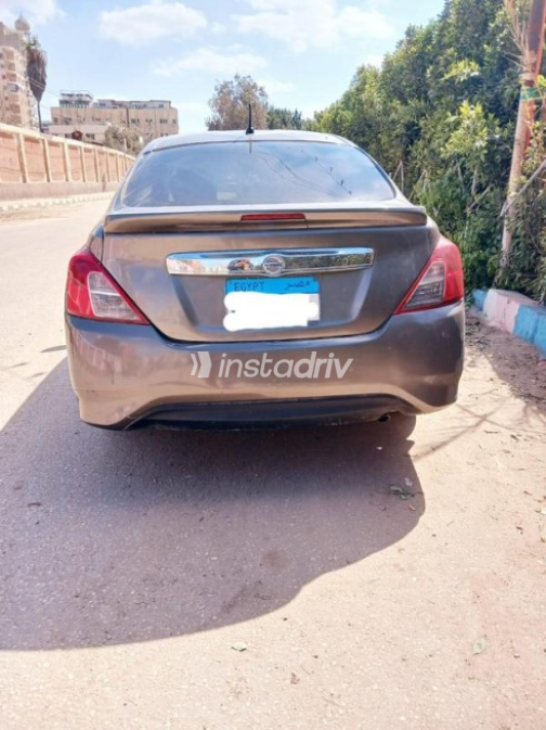 Nissan Sunny 2019 Bronze Automatic Used for Sale in Mit Ghamr - 4
