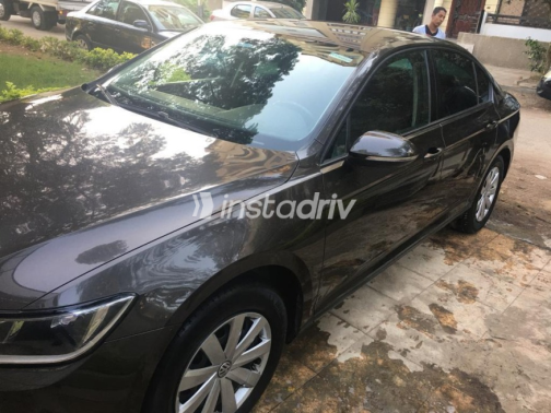 Volkswagen Passat 2016 Champagne Automatic Used for Sale in Giza - 1