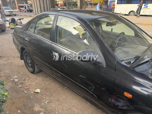 Nissan Sunny 2012 Black Automatic Used for Sale in Giza - 8