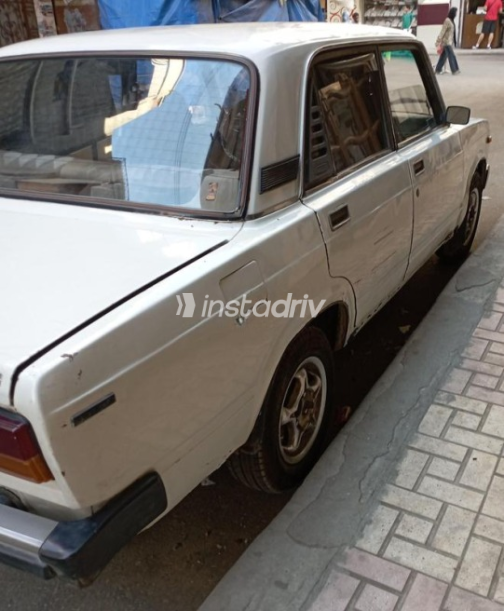 لادا 2107 1991 أبيض يدوي مستعملة للبيع في البحيرة - 4