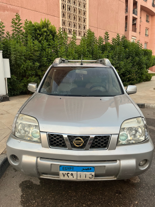 نيسان اكس تريل 2007 فضي أوتوماتيك مستعملة للبيع في القاهرة
