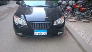 هيونداي إلنترا اتش دى 2010 أسود أوتوماتيك مستعملة للبيع في المحلة