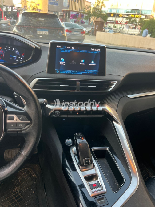 Peugeot 3008 2020 Red Automatic Used for Sale in Giza - 5