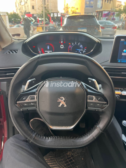 Peugeot 3008 2020 Red Automatic Used for Sale in Giza - 6