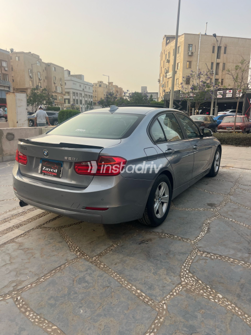 BMW 320 2015 Silver Automatic Used for Sale in Giza - 2